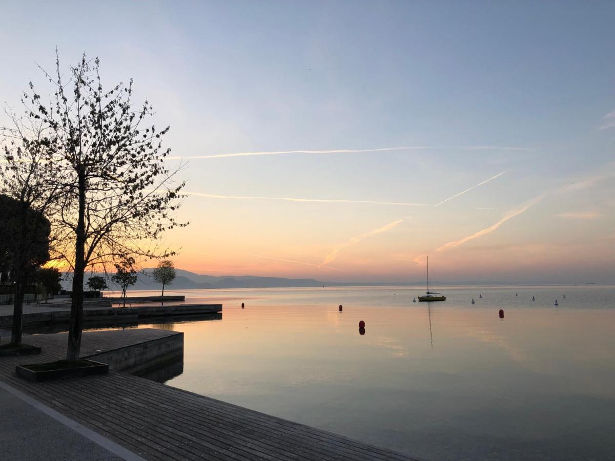 Chiare Ginestre Apartamento San Felice del Benaco Exterior foto